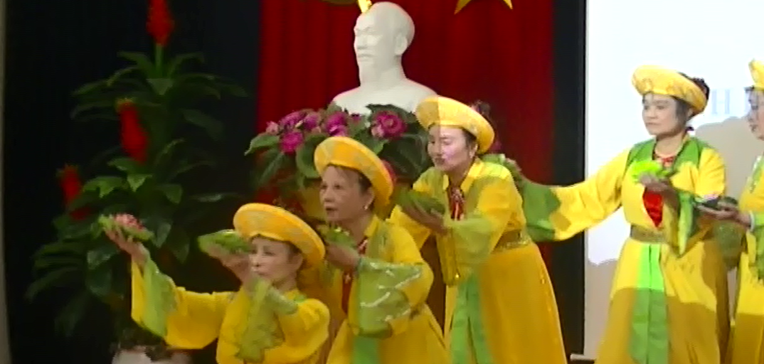 Buổi sinh hoạt cuối năm của CLB “Vì sức khỏe hai lá phổi” – BV Phổi Hà Nội